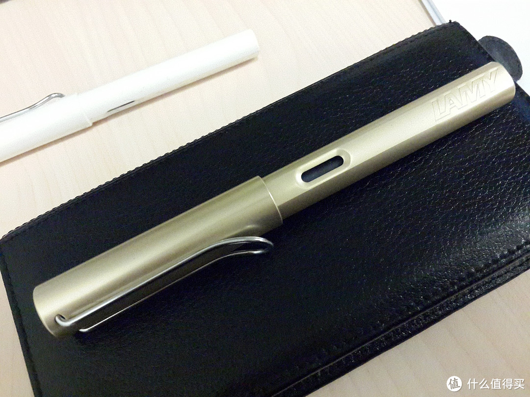 晒两个德系钢笔：Lamy 凌美 AL-star 恒星 E、EF 尖 & Schneider 施耐德 Base New