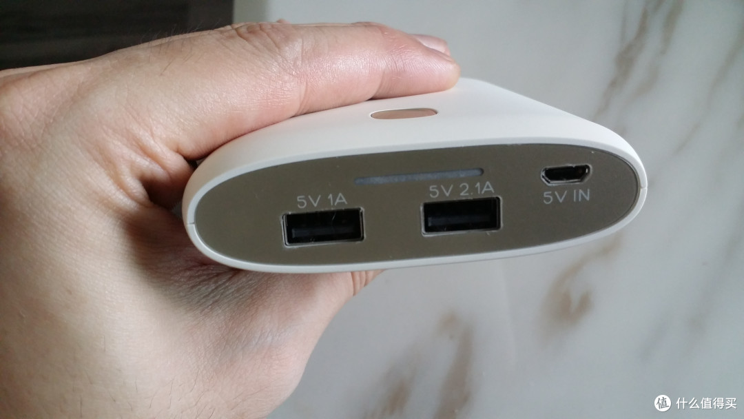 中国移动积分兑换的TPOS L10 10400mA 移动电源