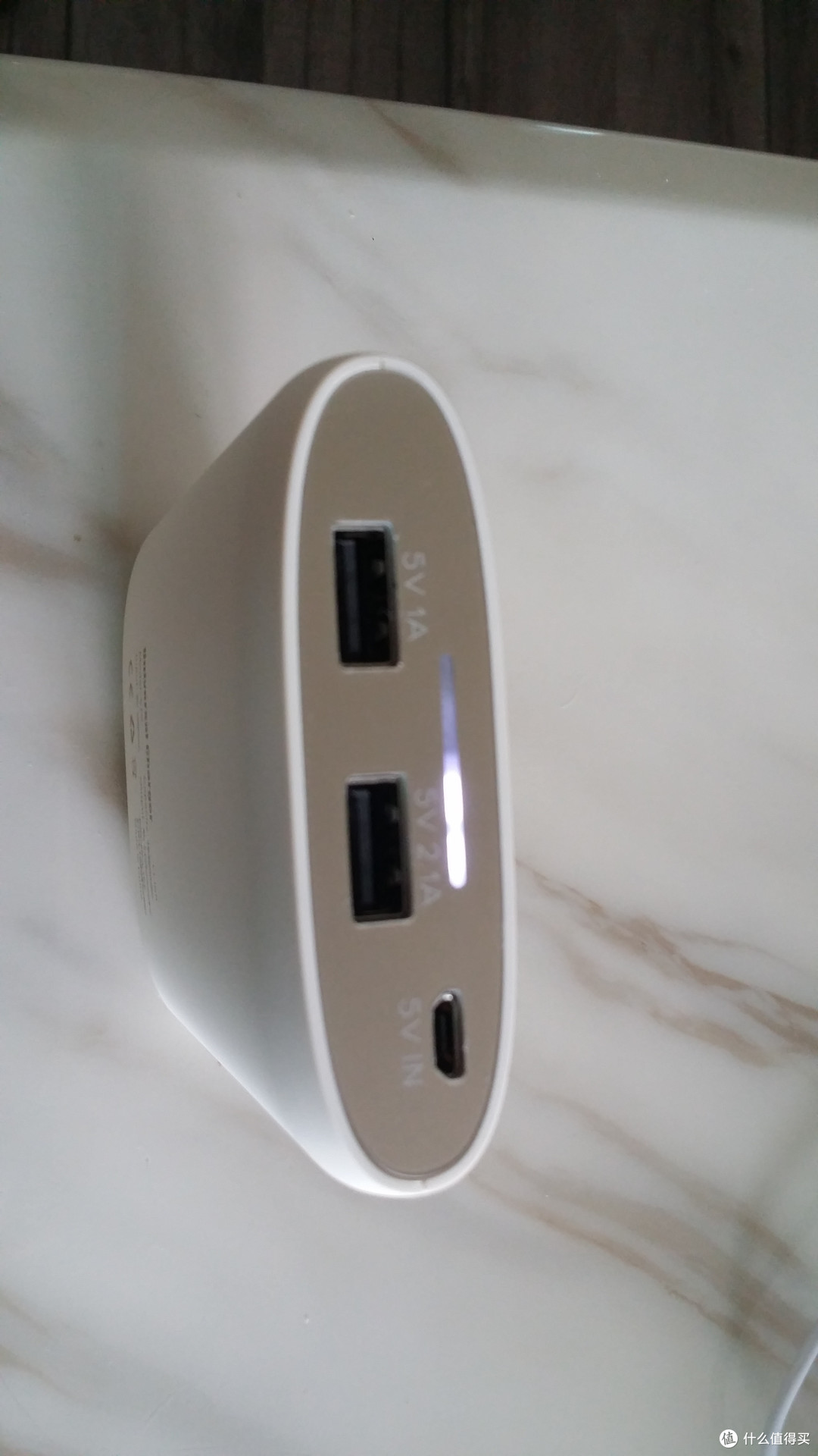 中国移动积分兑换的TPOS L10 10400mA 移动电源