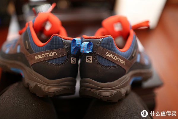 Salomon 萨洛蒙 男款户外防水徒步系带低帮登山鞋 LOMA GTX