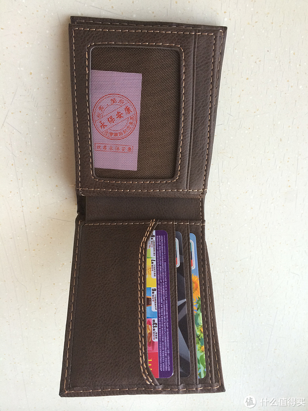 凑单品：Levi's 李维斯 Extra Capacity Slimfold 男款真皮双折钱包