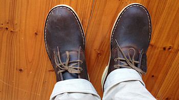 clarks 鞋靴系列 篇一：油光发亮的复古色调 — clarks 其乐 男款蜜蜡沙漠靴