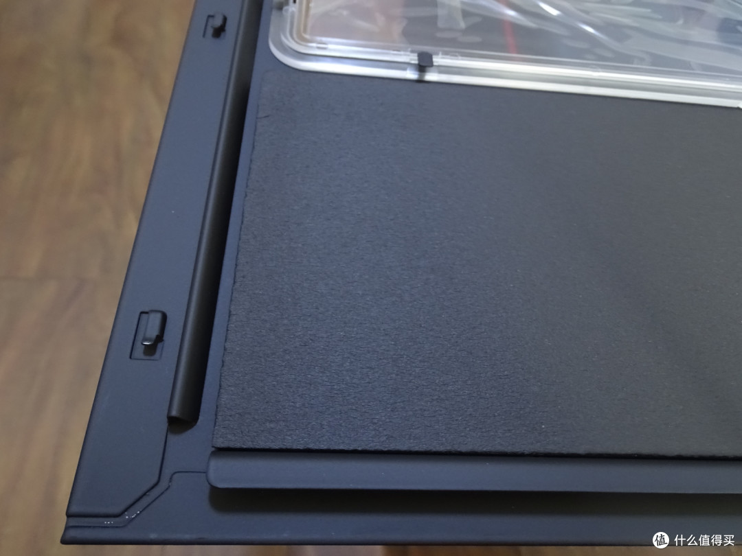 ,继承还是革新？NZXT 恩杰 H440 机箱