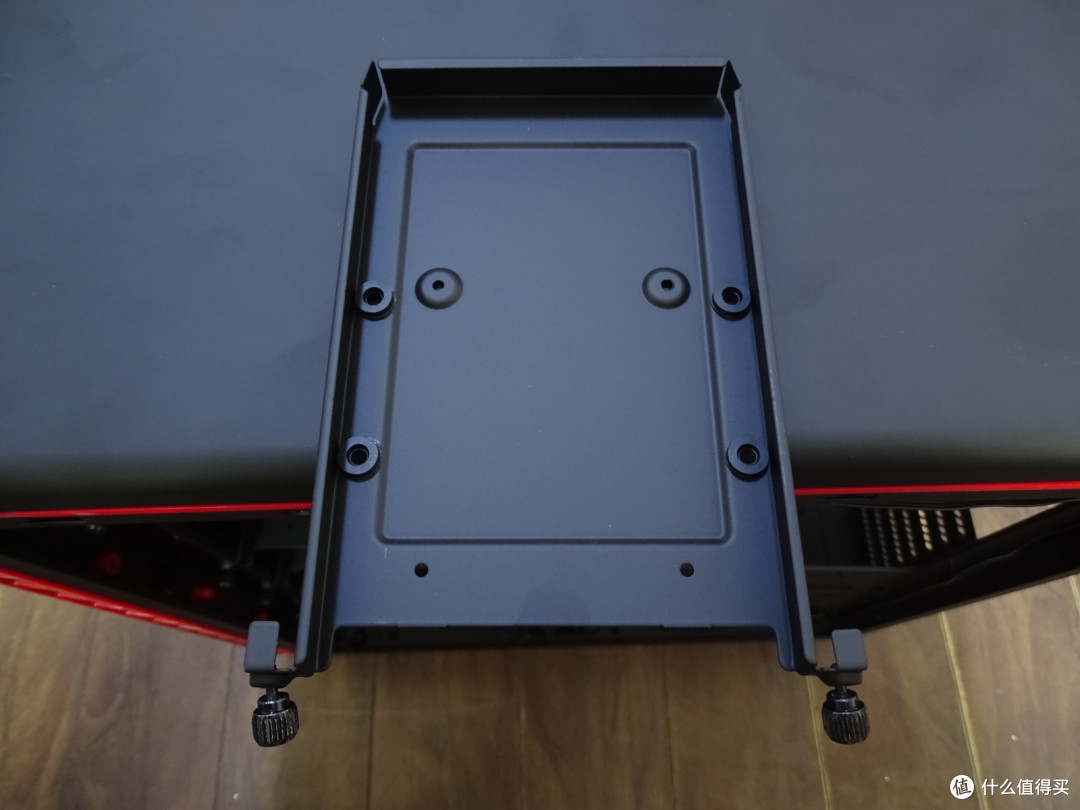 ,继承还是革新?NZXT 恩杰 H440 机箱