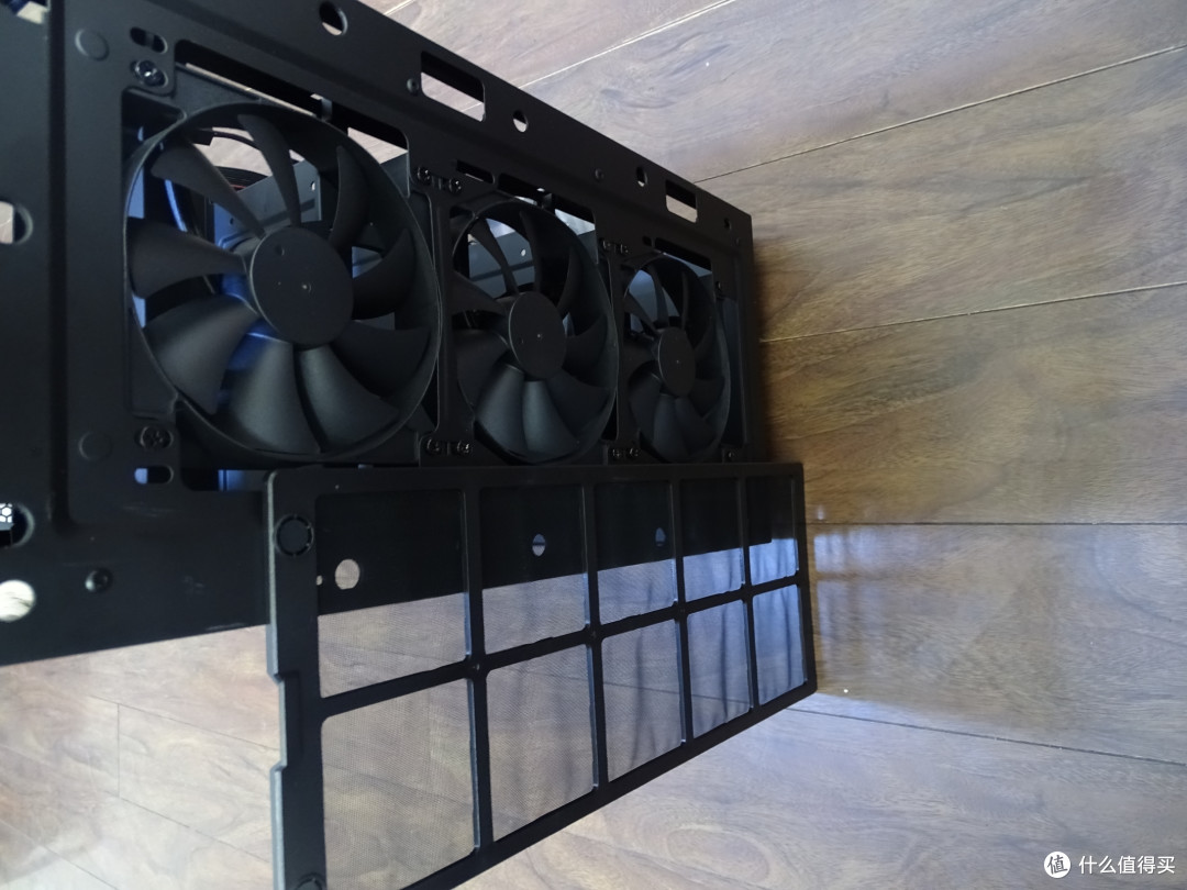 ,继承还是革新？NZXT 恩杰 H440 机箱
