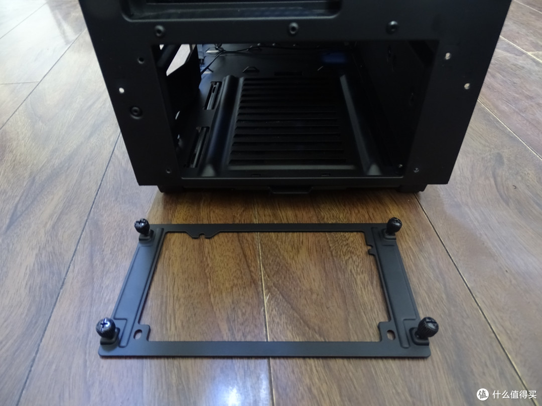 ,继承还是革新？NZXT 恩杰 H440 机箱