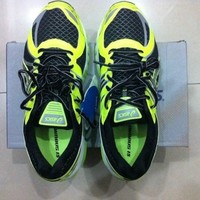 亚瑟士 GEL-NIMBUS 15 男款跑鞋外观展示(网面|后跟|果冻胶|大底)