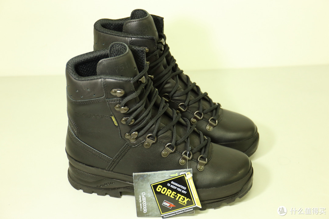 LOWA MOUNTAIN BOOT GTX 防水透气中帮男靴