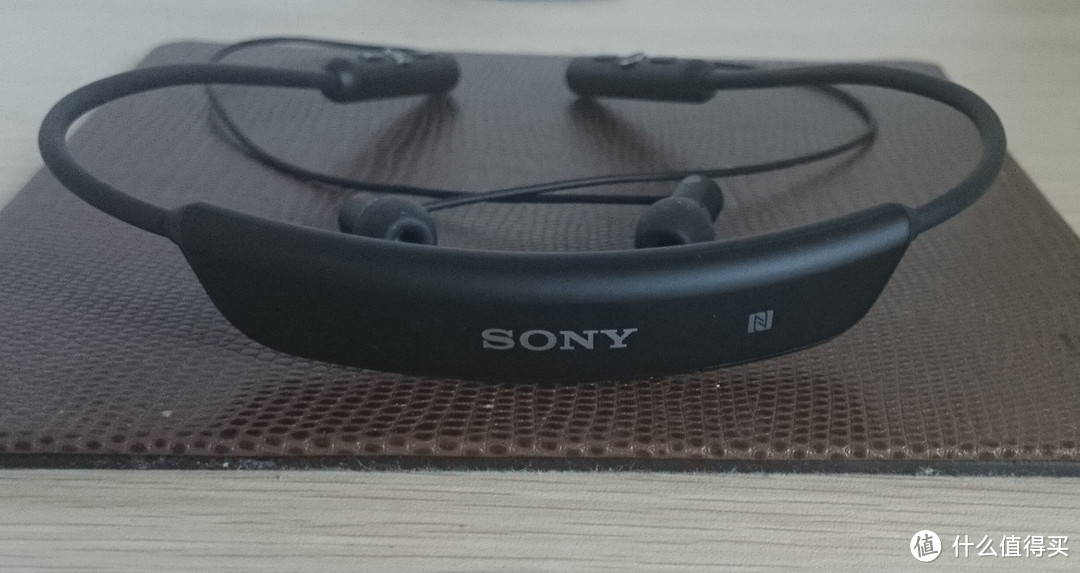 SONY 索尼 颈戴式 NFC无线蓝牙耳机 SBH80 使用七日谈