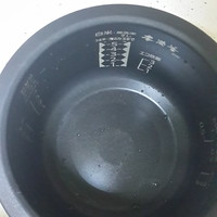 三菱 本炭釜 NJ-XW104J-R 电饭煲使用感受(外观|量杯|煮饭|口感|功能)