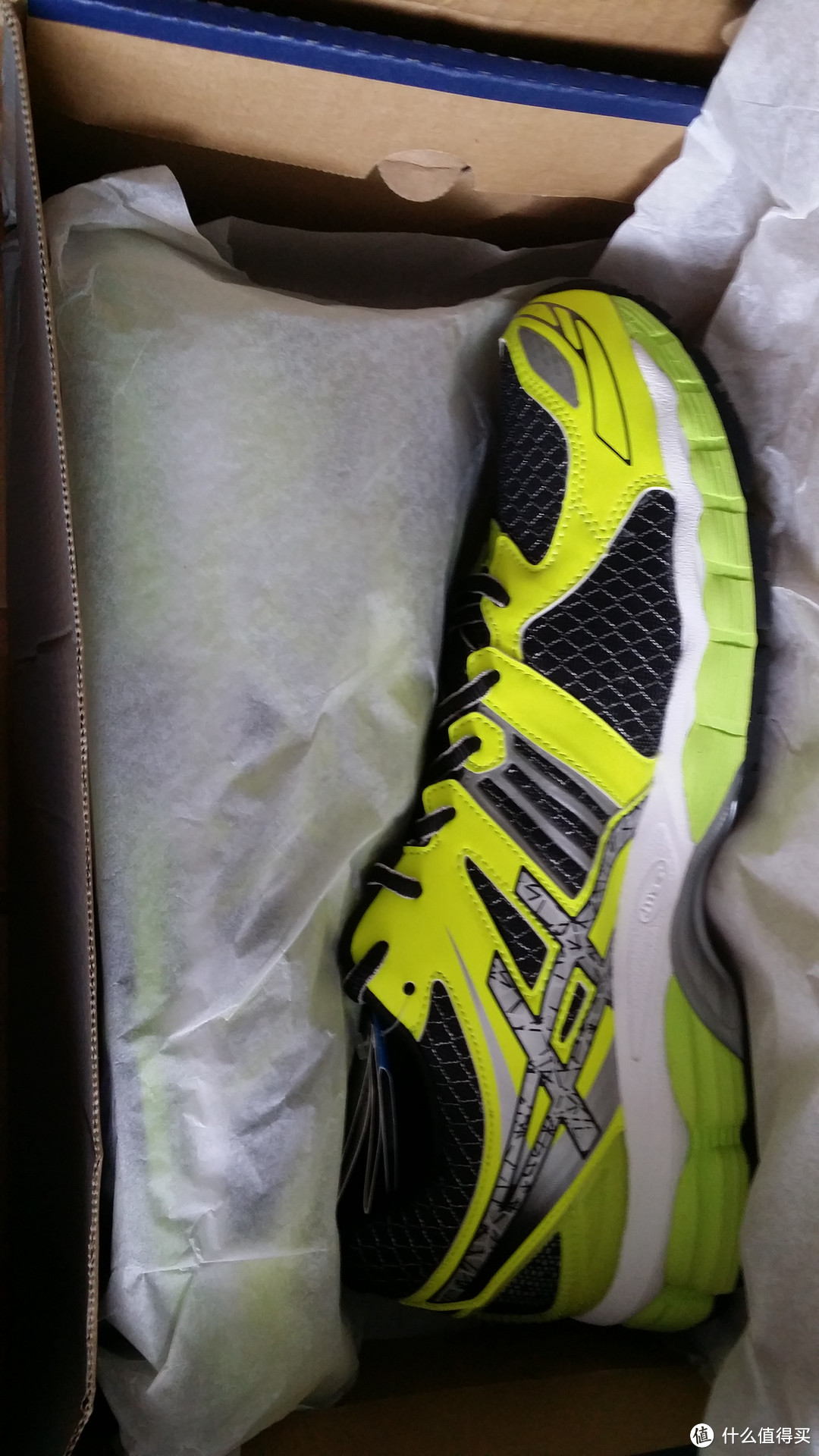 应对中年危机:ASICS 亚瑟士 Gel-Nimbus 15 Lite-Show 男款跑步鞋