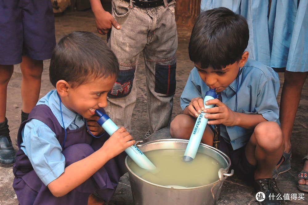 户外饮水神器：LifeStraw Personal Water Filter 生存净水吸管，重口味测试！