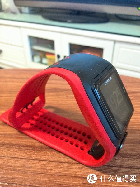 TOMTOM Runner Cardio 内置光电心率检测的GPS运动手表 实战体验