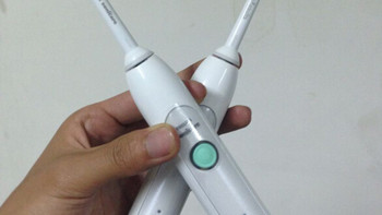 与大家分享快乐——Philips 飞利浦 HX6730/02 充电式声波震动牙刷