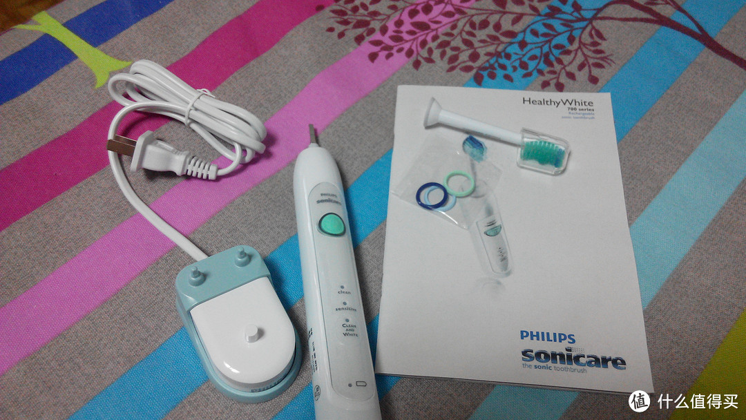 PHILIPS 飞利浦 Sonicare HX6730 声波电动牙刷