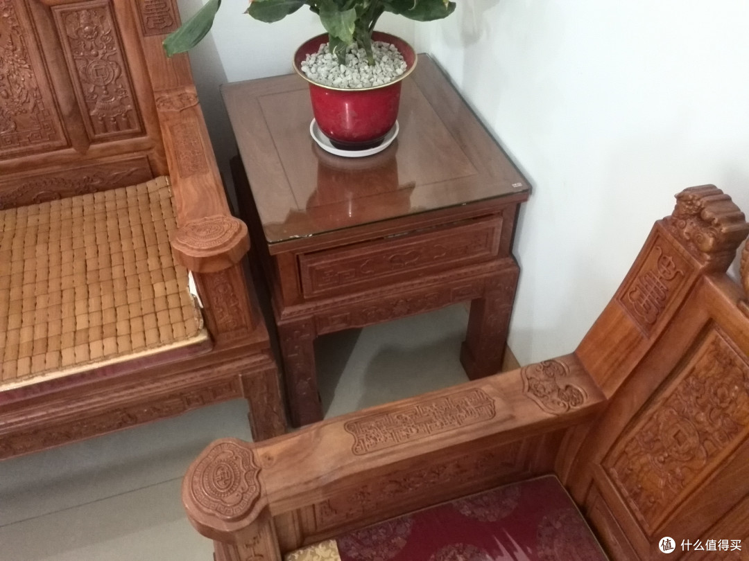 典雅仙作：晒晒新购的仿古红木家具