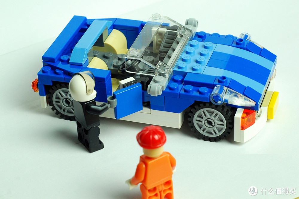 帅气的蓝色小跑：LEGO 乐高 创意组 6913