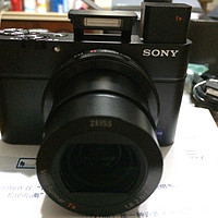 一个数码爱好者兼索粉的闲谈 篇四：近乎完美的SONY 索尼 RX100 M3 黑卡数码相机