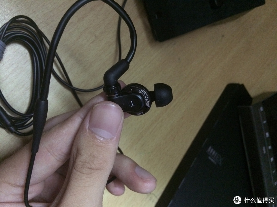 SONY 索尼 MDR-EX1000 CN 黑色 入耳式耳机