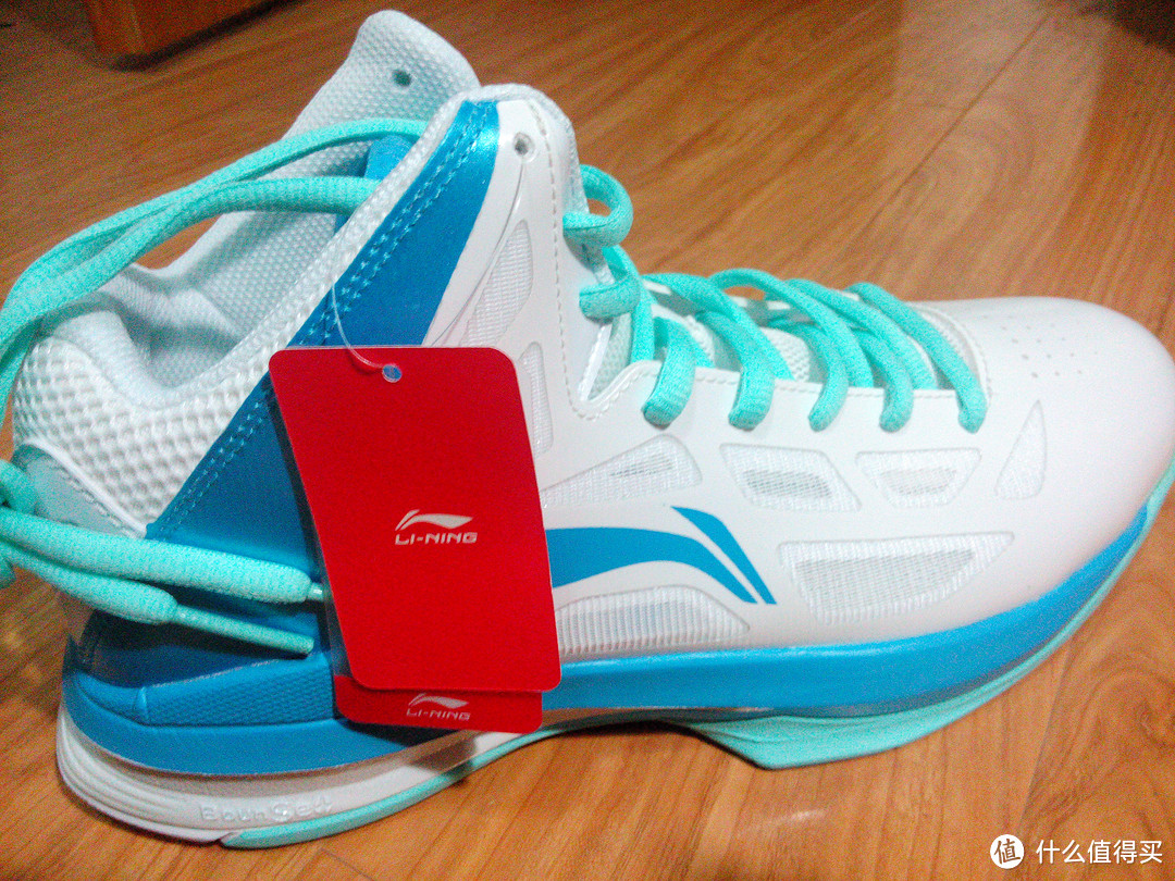 Li Ning 李宁 篮球系列 男款篮球场地鞋 ABPJ033 & 肌内效贴布