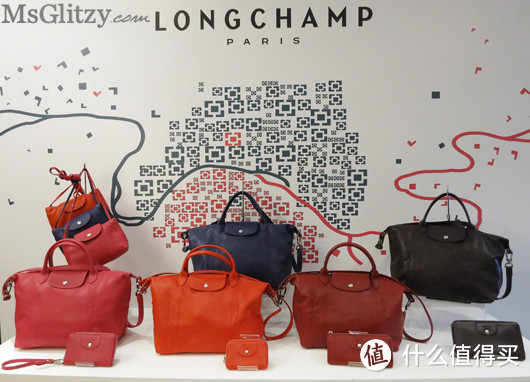 LONGCHAMP 珑骧发布2014秋冬系列手袋 向经典饺子包致敬