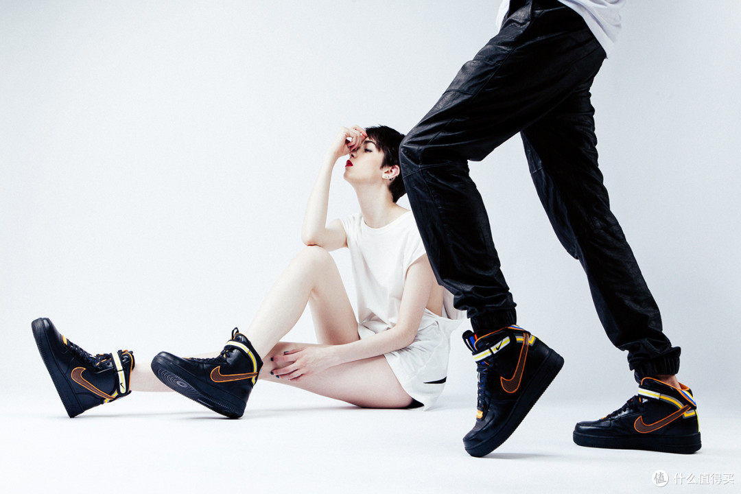 NIKE 耐克 R.T. Air Force 1 黑色版将出 形象特辑 “Laissez-aller” 欣赏