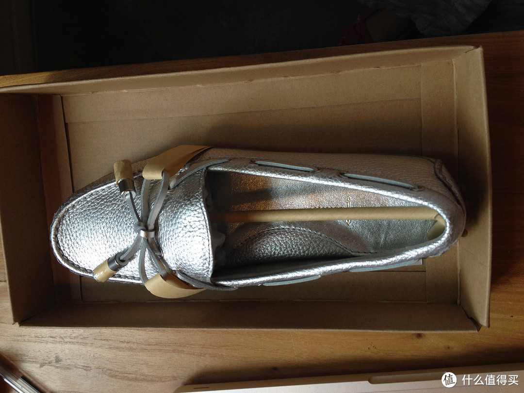 Bling~Bling！Cole Haan 可汗 Grant Moccasin 女款平底豆豆鞋