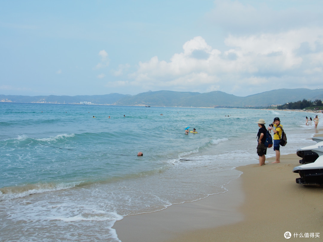 海很蓝，风景很好，渣技术轻拍