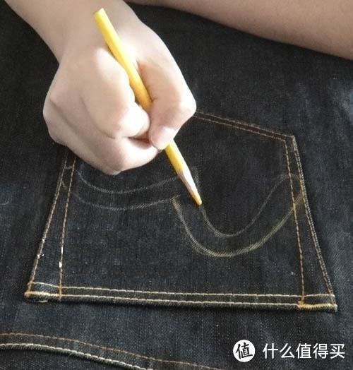 养牛之外的小动作：ABLE JEANS 的牛仔裤手绘