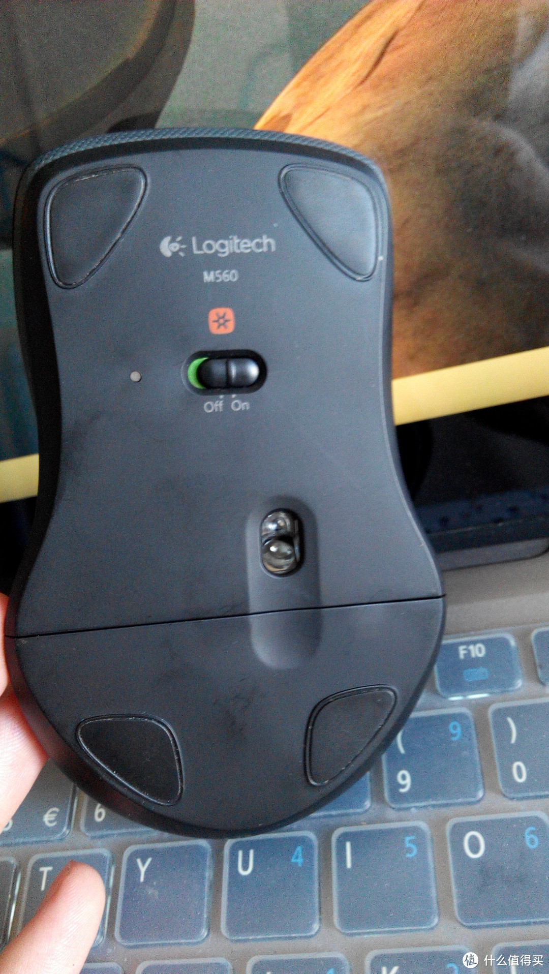 新欢与旧爱：Logitech 罗技 M560 VS MOFII 摩天手 G52