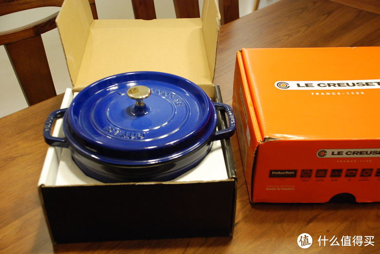 黑珐琅与白珐琅的区别：STAUB & Le Creuset 珐琅铸铁锅汤锅