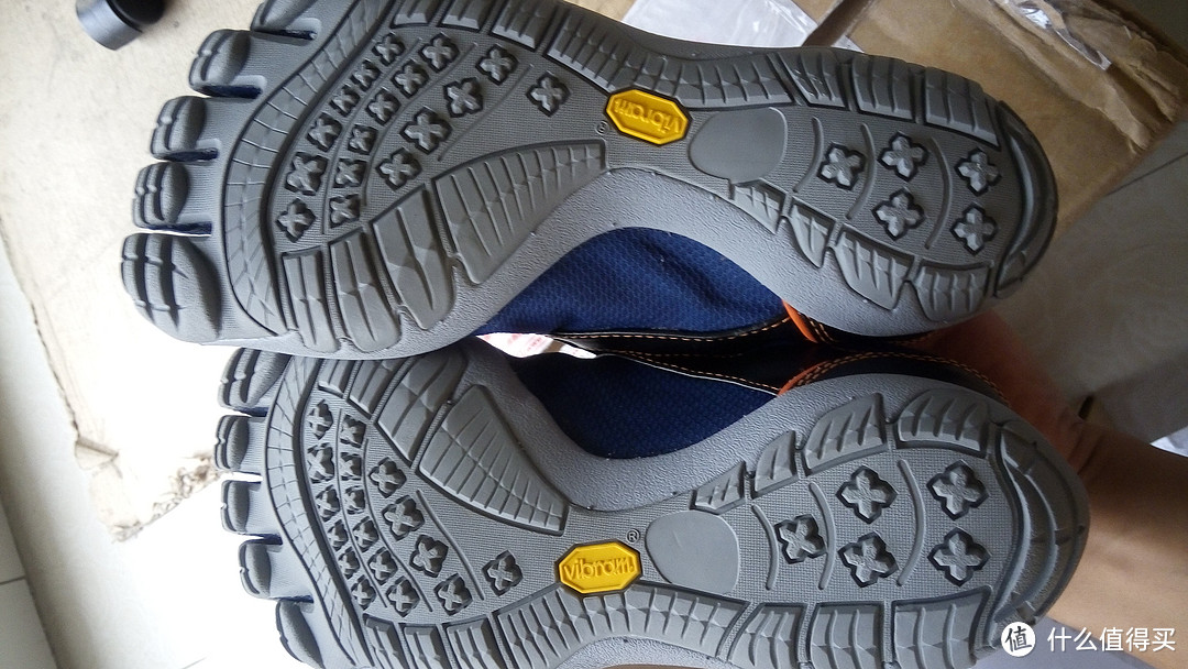 Vibram FiveFingers Speed XC 男款五指鞋