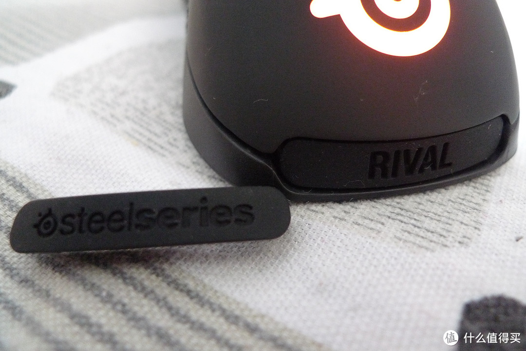 来自smzdm的问候：初评SteelSeries 赛睿 RIVAL 光学游戏鼠标