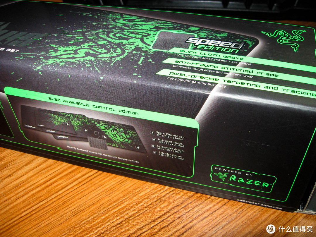 Razer 雷蛇 那伽梵蛇 Naga Hex 游戏鼠标 & 噬魂金蝎 DeathStalker 游戏键盘 & 重装甲虫 Goliathus 游戏鼠标垫