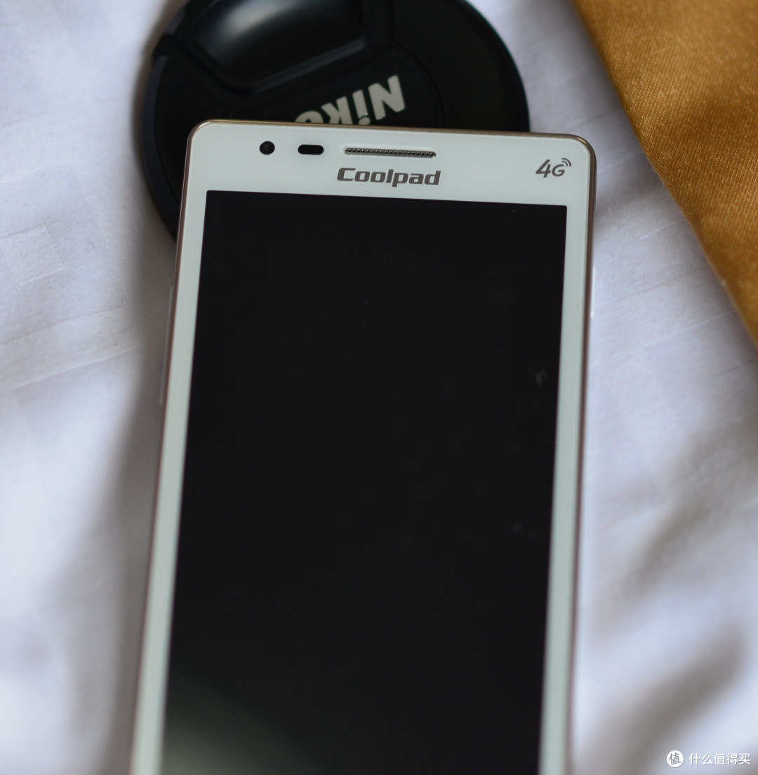 真的是充话费送的!coolpad 酷派 8720l 4g手机