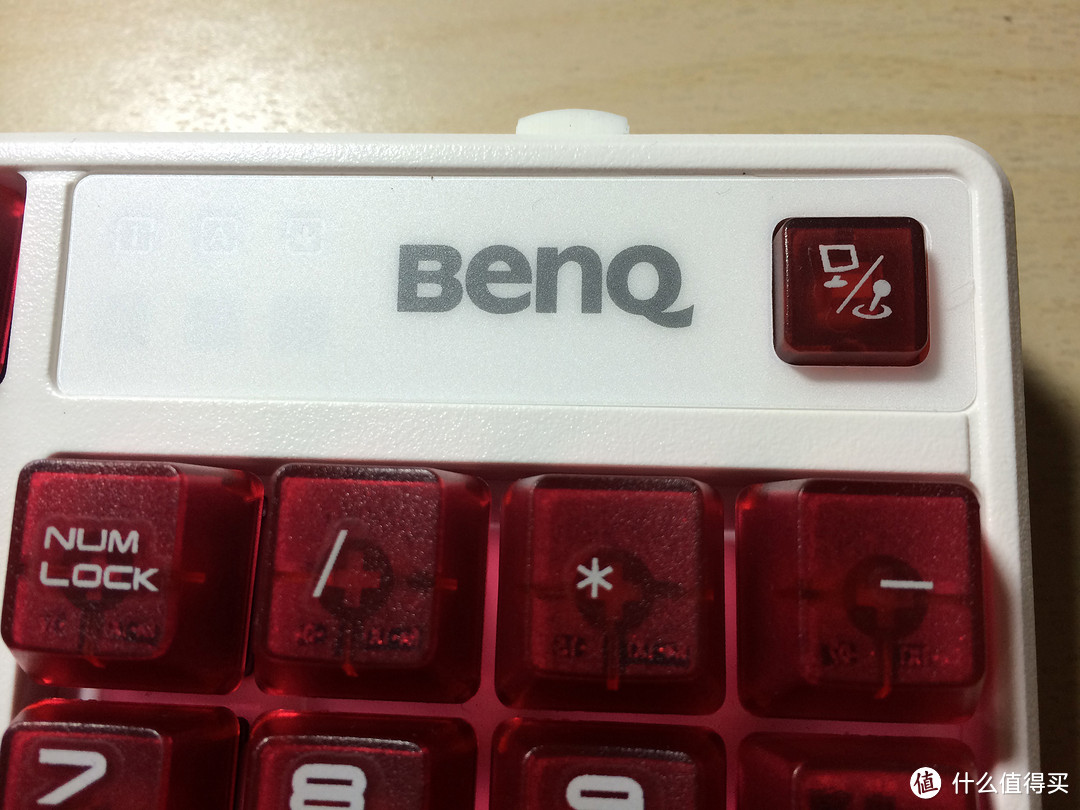 红轴键盘大对比 - BenQ 明基 天机镜 KX890 红轴机械键盘 众测报告