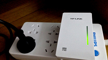 wifi君哪里跑！TP-LINK 普联 电力猫 HyFi智能高速无线套装（TL-H29R&TL-H29E）