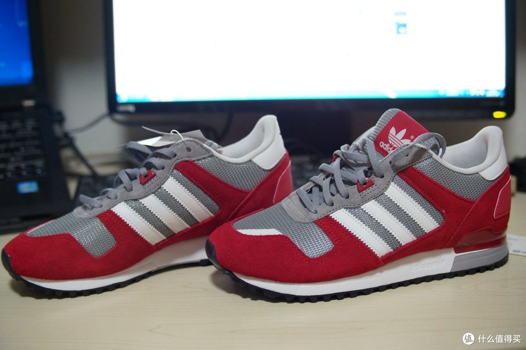 妈妈的礼物：6PM入手 adidas 阿迪达斯 三叶草 ZXZ-700 女款复古休闲鞋