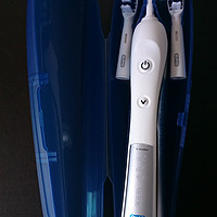 博朗 Oral-B 欧乐-B 4000型 D29 3D电动牙刷使用感受(震动|噪音|刷头)