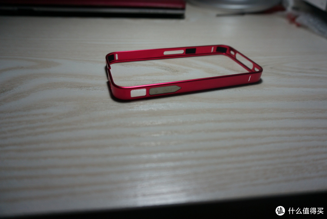 玫红色星屏 iPhone4/4S 金属边框首发评测！