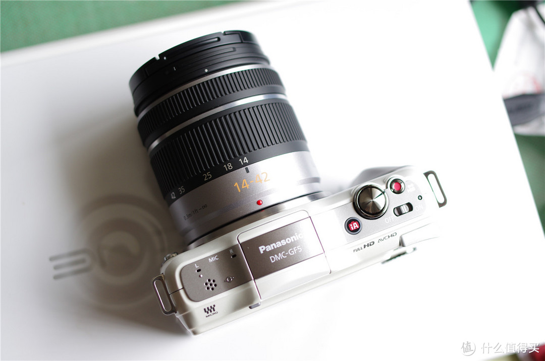 我的五姑娘：Panasonic 松下 DMC-GF5KGK 微型可换镜头套机 白色（14mm-42mm）