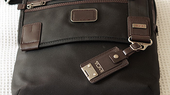 【真人秀】锅罩侠第三季：Tumi Alpha Bravo Annapolis Zip Flap 男款单肩包 22304