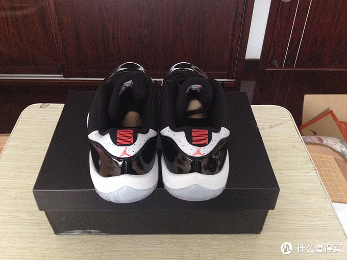 学生党入手NIKE 耐克 Air Jordan 11 Low“Infrared 23” 低帮篮球鞋，LD出镜