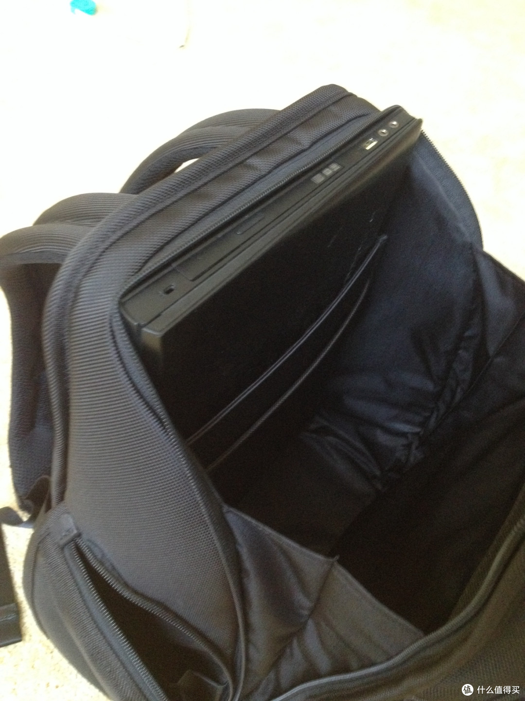 TUMI 22371 单肩邮差包 & 26173 双肩电脑包