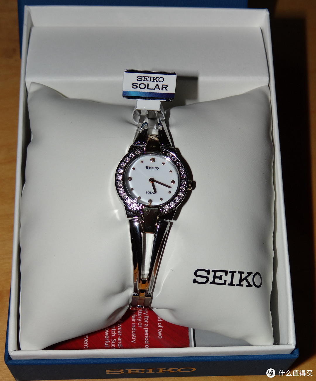 低价打造晶晶亮的女神范~SEIKO 精工 Solar SUP052 女士光动能腕表测评