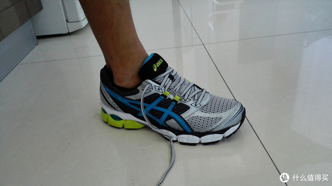 学生党入手ASICS 亚瑟士 GEL-PULSE 5 男款缓冲跑鞋 T3D1N