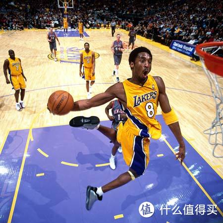 "THE KOBE I "是Kobe Bryant的第一双总冠军战靴；