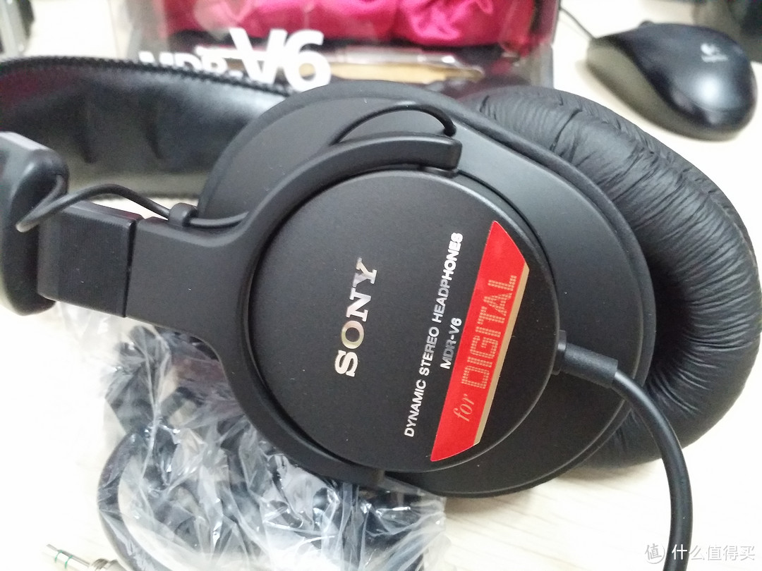 解不开的索尼情节：Sony 索尼 MDR-V6 监听耳机