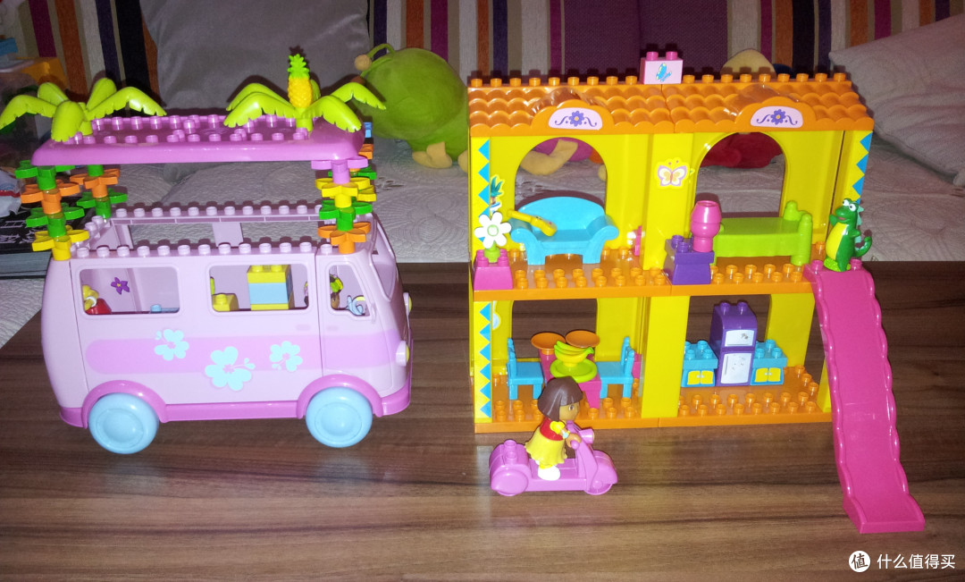 MEGA BLOKS 积木拼插玩具 朵拉度假奇遇 VS 朵拉游戏历险