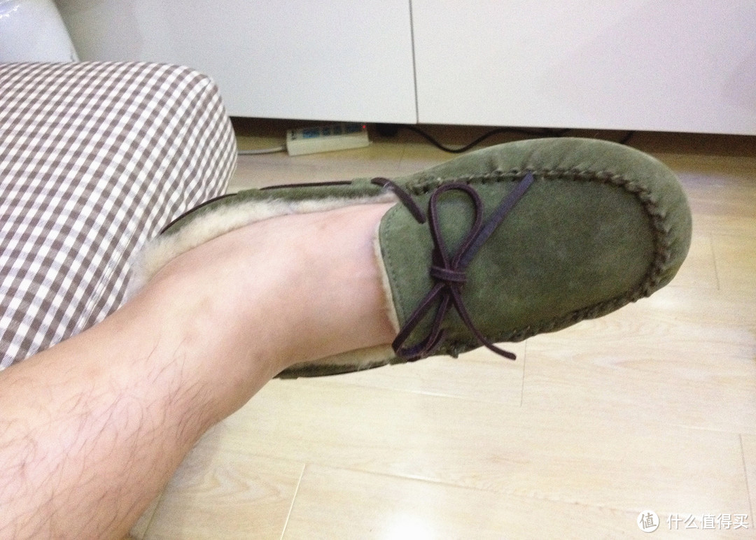 反季屯白菜：6pm入手UGG Olsen Burnt Olive Suede 男鞋 & Annmarie 童鞋